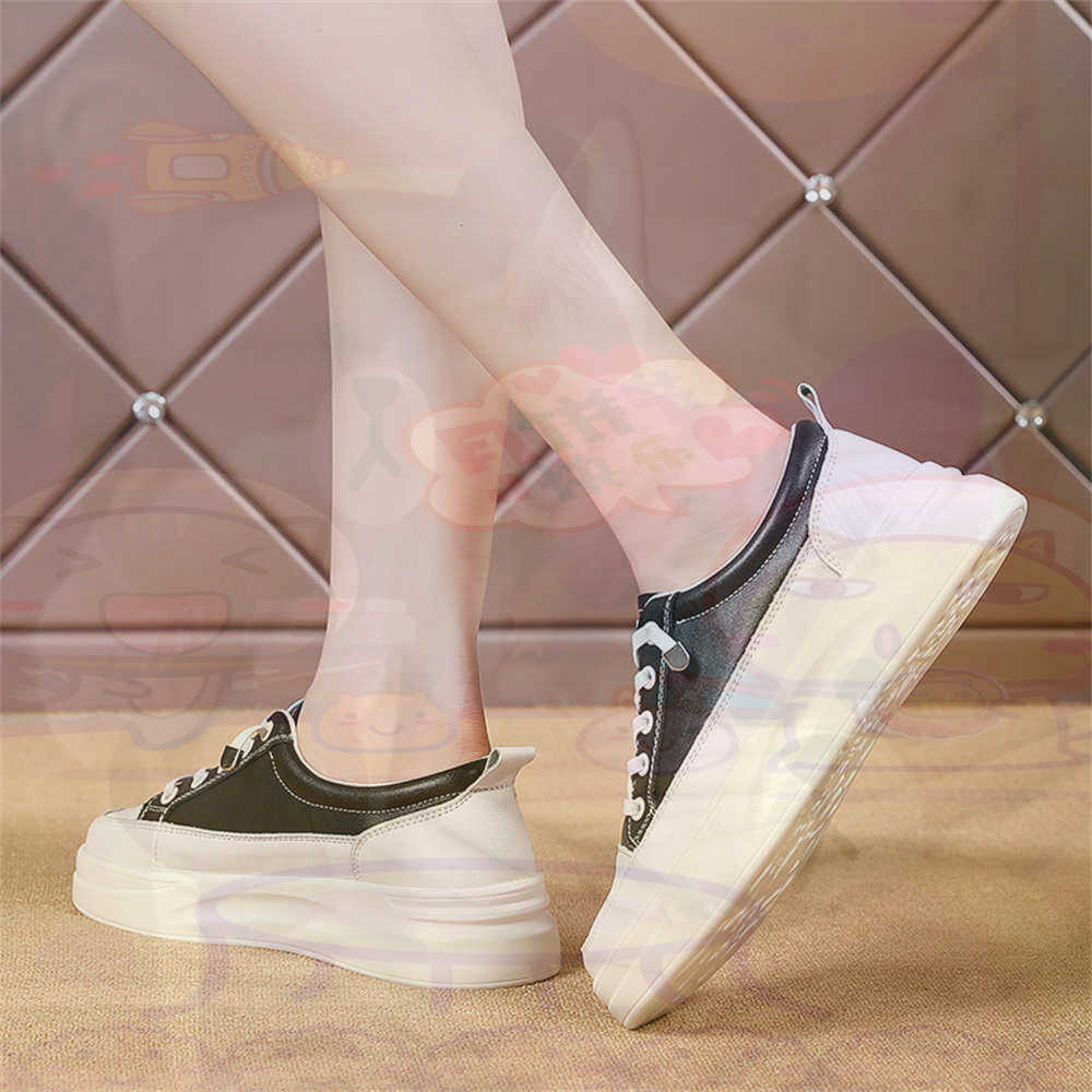 Women Accessories Business Name Ideas - Spitze-up Chunky Loafers Frau Skateboard Sport