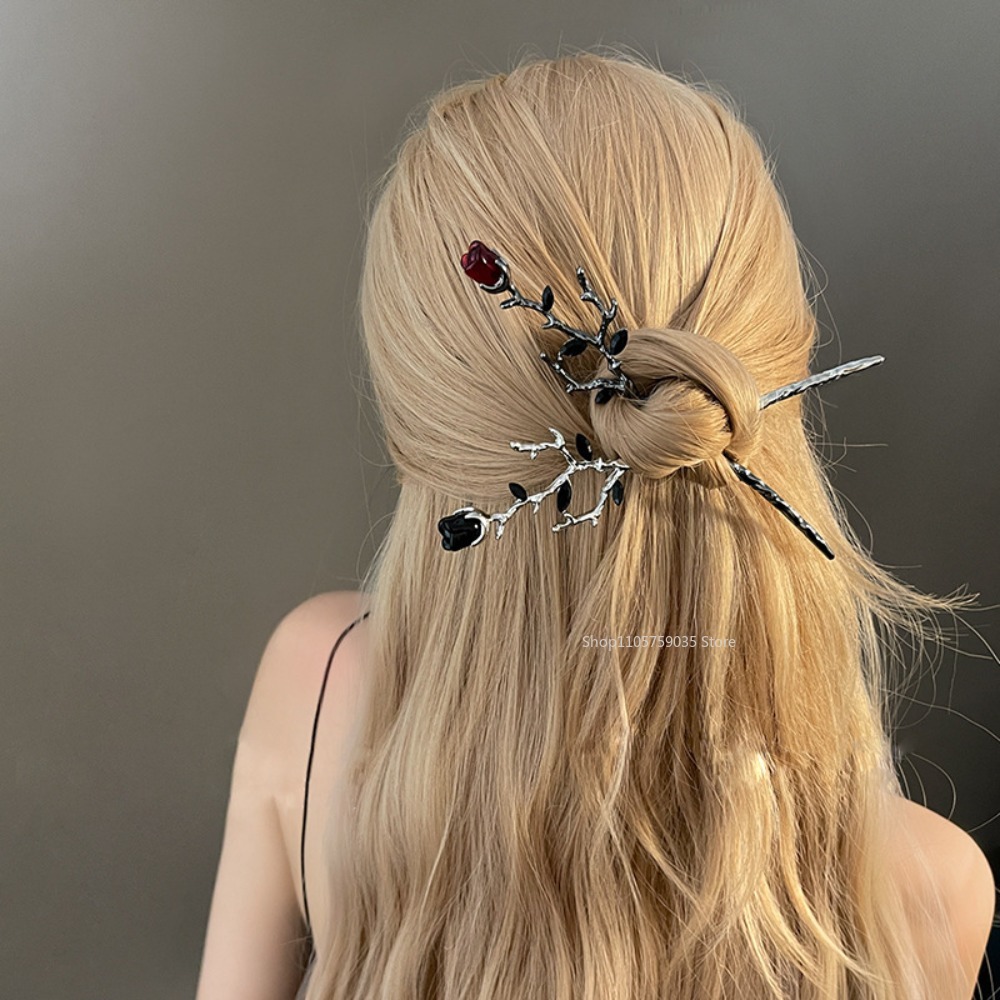 Women'S Red Accessories - Vintage Metall-Haarnadeln mit roten Rosenblüten für