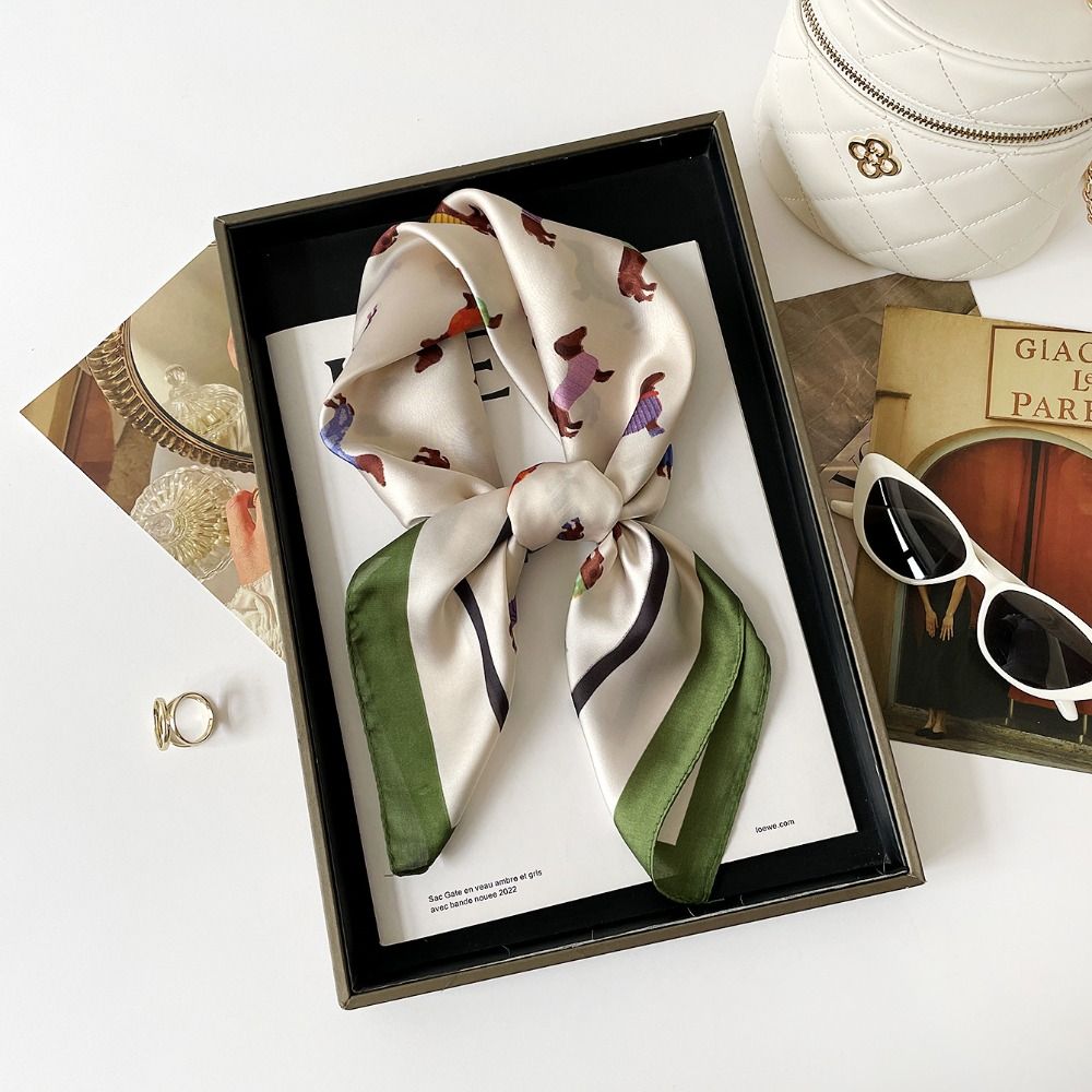 Bedruckter Schal mit Dackel-Pr – Women'S Korean Accessories Bewertung und Preis