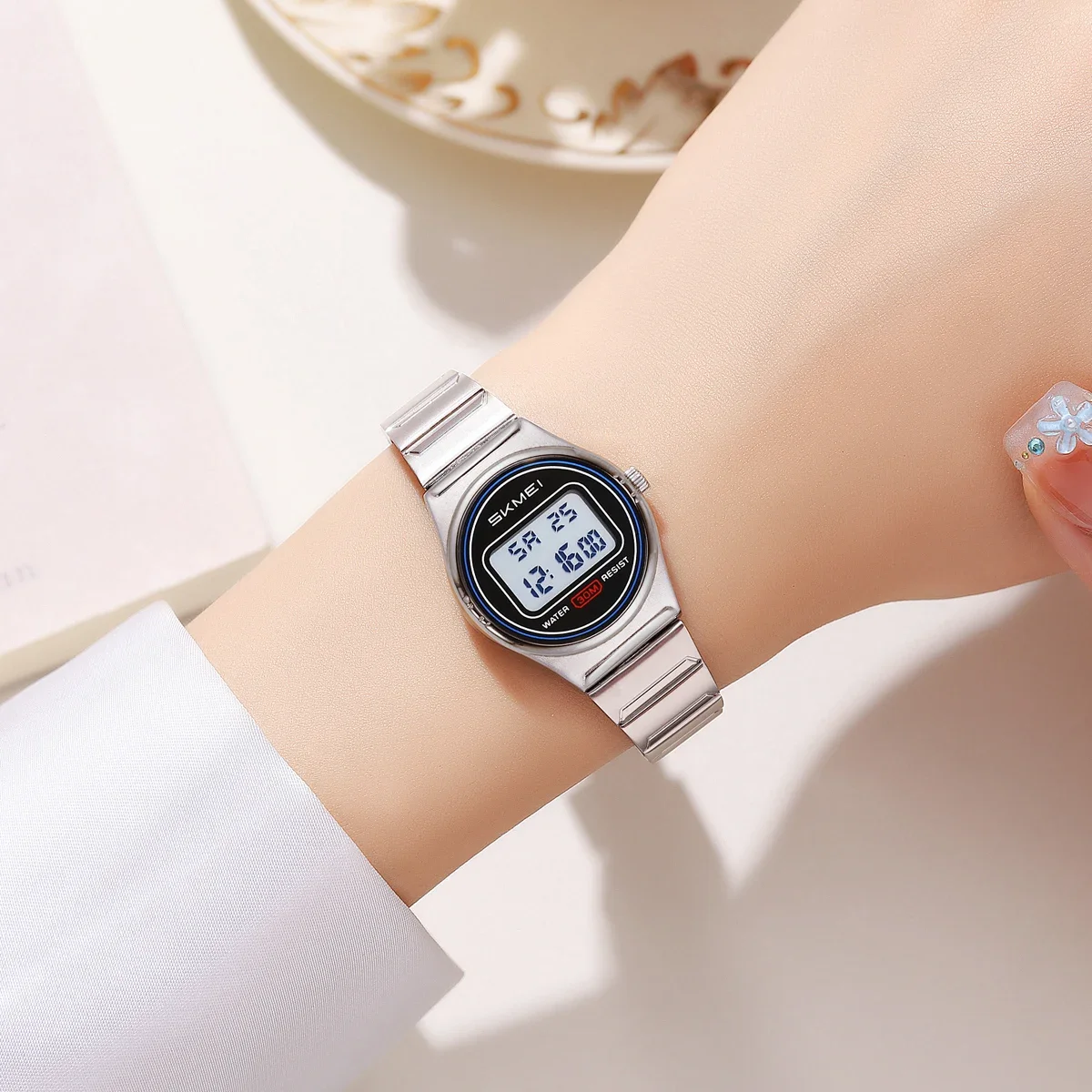 SKMEI 2338-Uhr, kleine digital – Women Accessories Display Bewertung und Preis