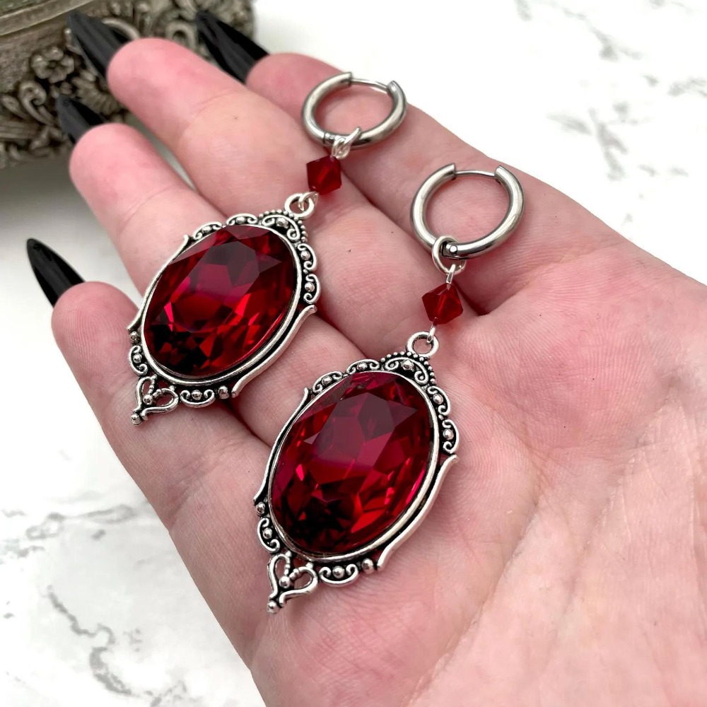 Viktorianische Gothic-Geometri – Women'S Victorian Accessories Bewertung und Preis