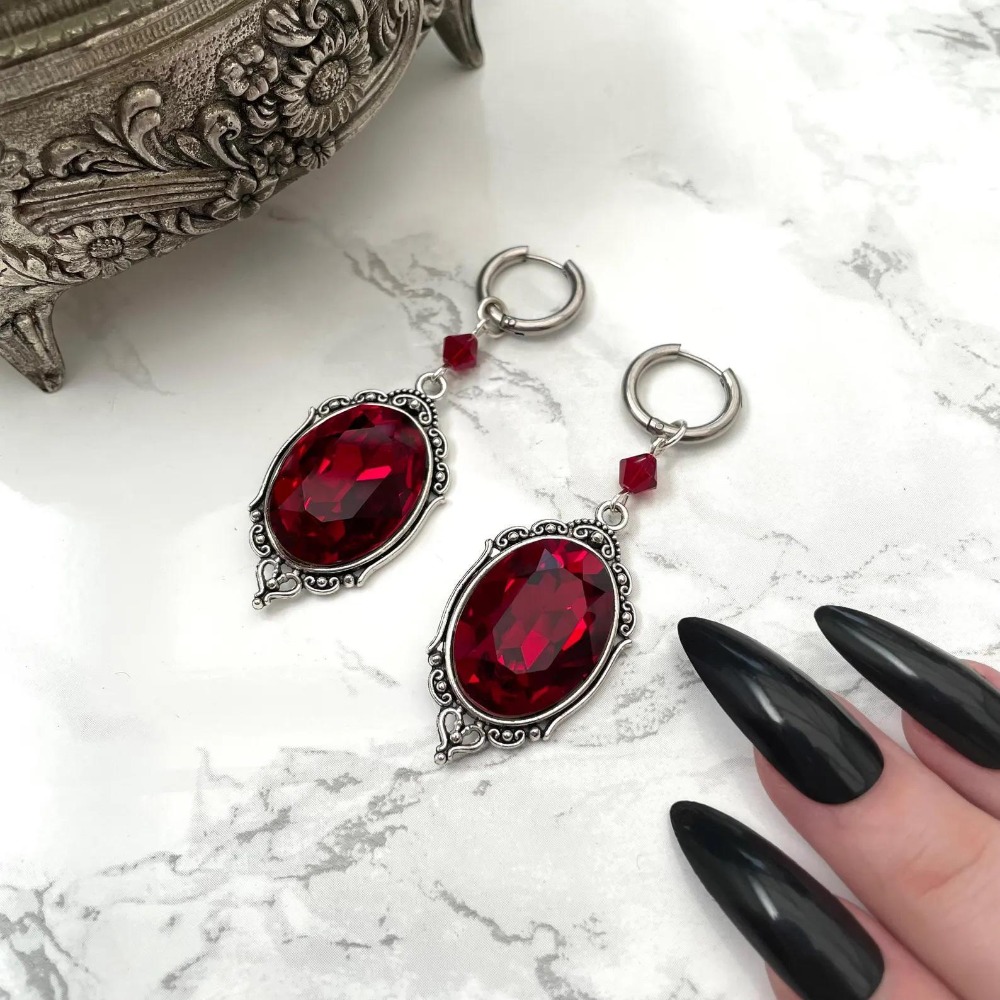 Viktorianische Gothic-Geometri – Women'S Victorian Accessories Bewertung und Preis
