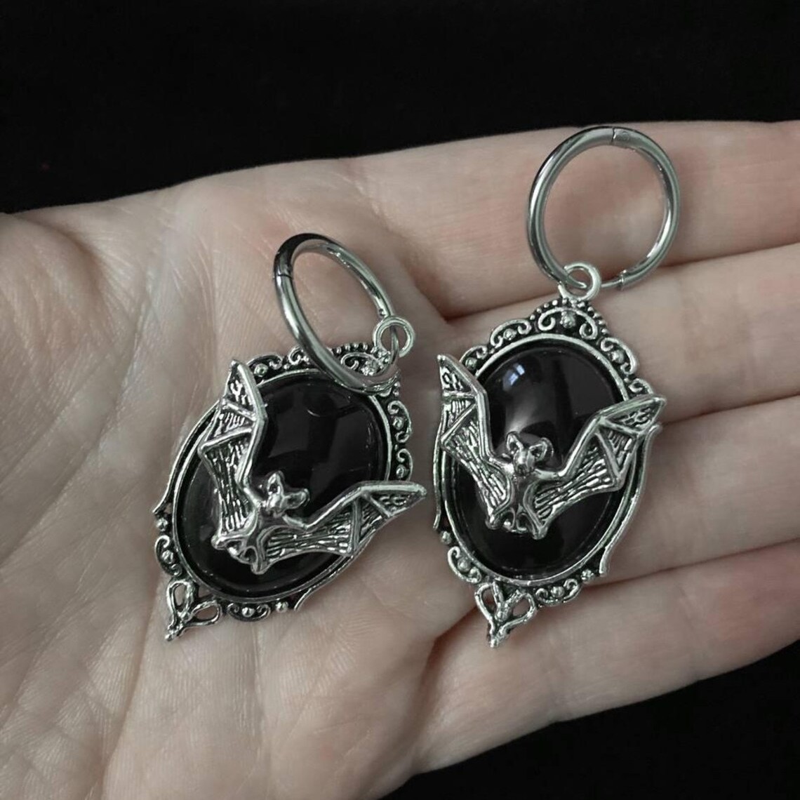 Vampir-Fledermaus-Ohrringe, Go – Women'S Victorian Accessories Bewertung und Preis