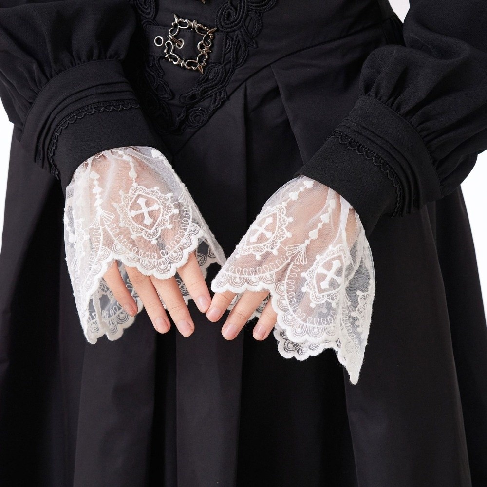 Jabot-Kragen aus Spitze im vik – Women'S Victorian Accessories Bewertung und Preis